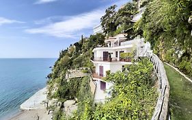 Due Relais - Panoramic Sea View Suites